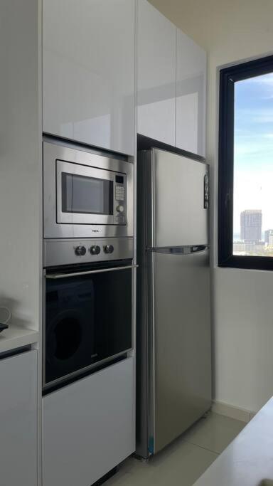 Apartment New Georgetown: Modern View *